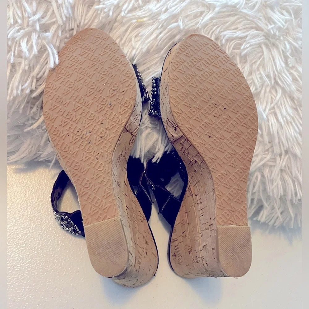 White House Black Market 8 cork wedges w/2 studded bands 4 1/4 heel rubber sole. - Picture 7 of 7